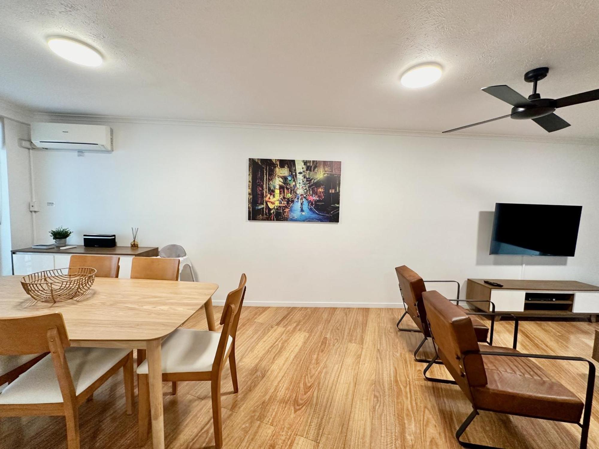 Diamond Broadbeach 115 * Gold Coast